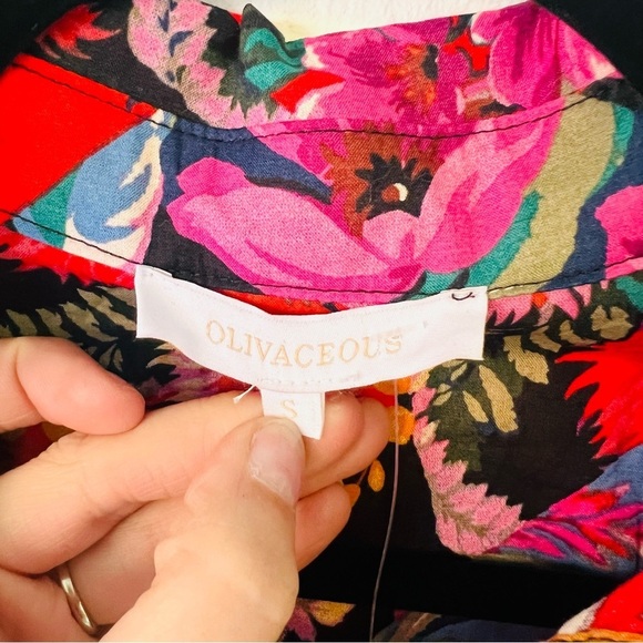 Olivaceous Flower Gorgeous Romper Small - Picture 2 of 9